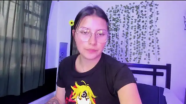 Snapshot of Noellesable chatting on 12/28/24, 07:33 Noellesable online show from 12/28/24, 07:33