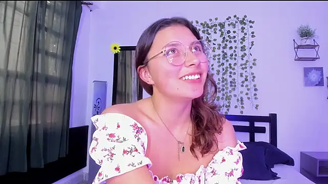 Snapshot of Noellesable chatting on 12/29/24, 09:09 Noellesable online show from 12/29/24, 09:09