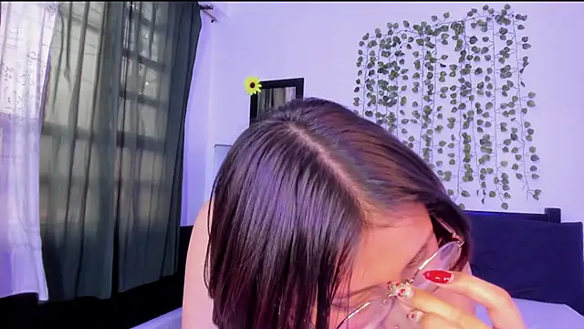 Snapshot of Noellesable chatting on 01/07/25, 08:21 Noellesable online show from 01/07/25, 08:21