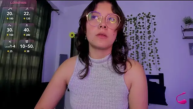 Snapshot of Noellesable chatting on 01/19/25, 05:39 Noellesable online show from 01/19/25, 05:39