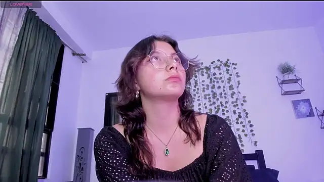 Snapshot of Noellesable chatting on 01/24/25, 09:15 Noellesable online show from 01/24/25, 09:15