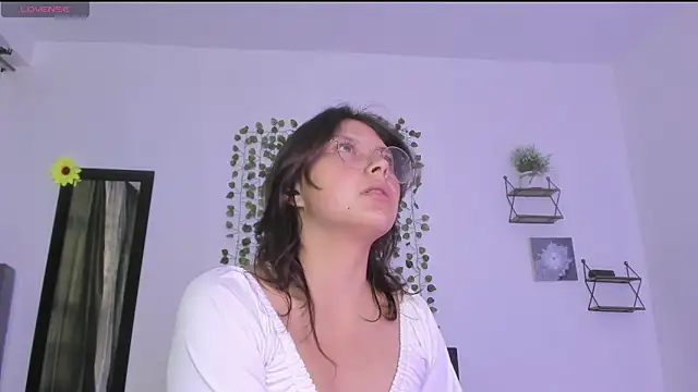 Snapshot of Noellesable chatting on 01/28/25, 05:35 Noellesable online show from 01/28/25, 05:35