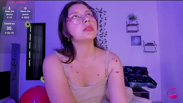 Snapshot of Noellesable chatting on 02/21/25, 09:32 Noellesable online show from 02/21/25, 09:32