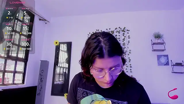 Snapshot of Noellesable chatting on 03/02/25, 03:27 Noellesable online show from 03/02/25, 03:27