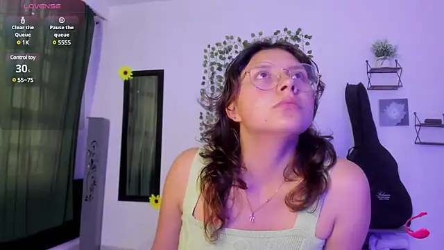 Snapshot of Noellesable chatting on 03/11/25, 05:24 Noellesable online show from 03/11/25, 05:24