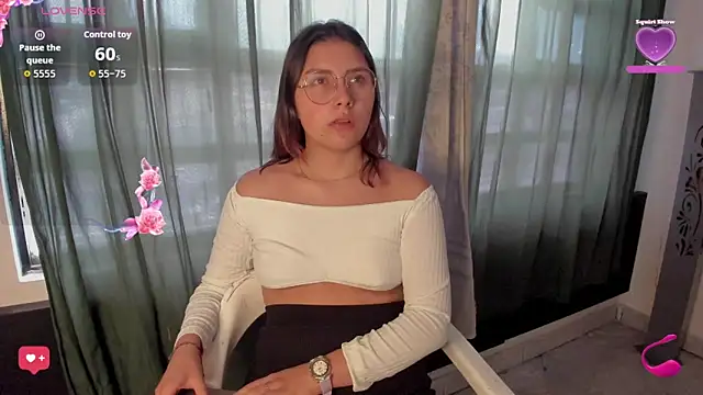 Snapshot of Noellesable chatting on 09/23/25, 05:27 Noellesable online show from 09/23/25, 05:27