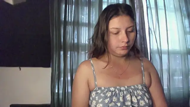 Snapshot of Noellesable chatting on 12/01/25, 05:29 Noellesable online show from 12/01/25, 05:29