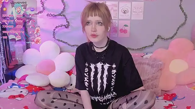 EvaStevs online show from 04/29/26, 09:43