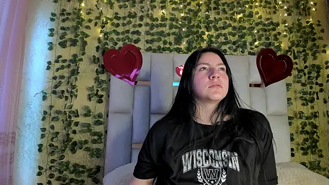 jenifer  power10 online show from 02/18/25, 06:15