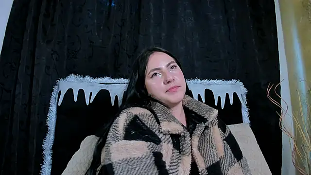 jenifer  power10 online show from 12/17/25, 07:20