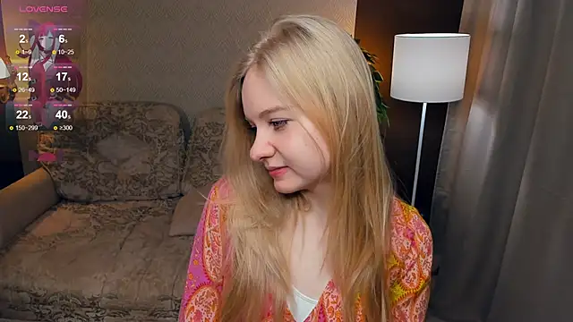 OdelinaFicken online show from 03/17/25, 08:40