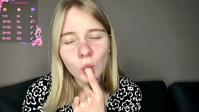 OdelinaFicken online show from 03/16/26, 07:34