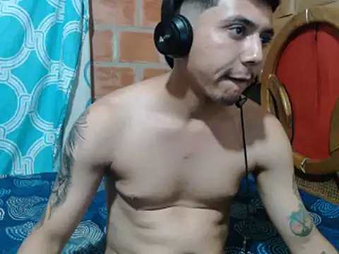 Snapshot of Horny_dirty_boy chatting on 12/06/24, 11:25 Horny dirty boy online show from 12/06/24, 11:25