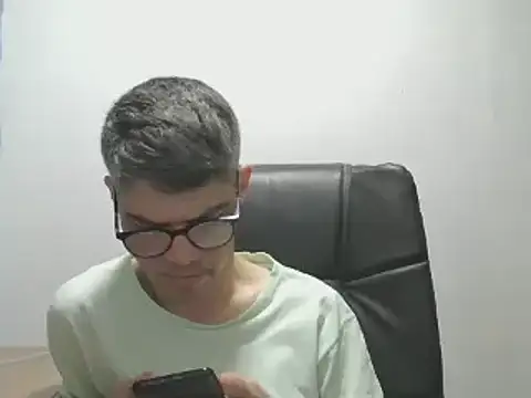 Snapshot of DiGabriel chatting on 12/02/24, 03:58 DiGabriel online show from 12/02/24, 03:58