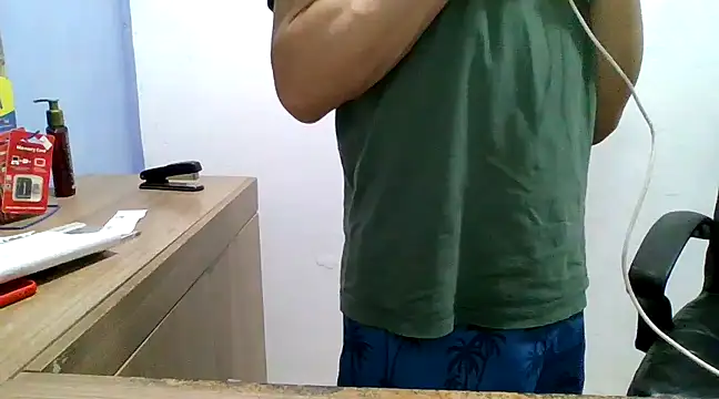 Snapshot of DiGabriel chatting on 02/07/25, 02:50 DiGabriel online show from 02/07/25, 02:50