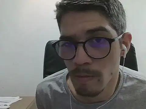 Snapshot of DiGabriel chatting on 09/12/25, 06:30 DiGabriel online show from 09/12/25, 06:30