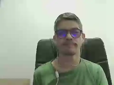 Snapshot of DiGabriel chatting on 03/24/26, 06:07 DiGabriel online show from 03/24/26, 06:07