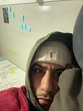 Snapshot of johnycash21 chatting on 01/17/26, 01:10 johnycash21 online show from 01/17/26, 01:10