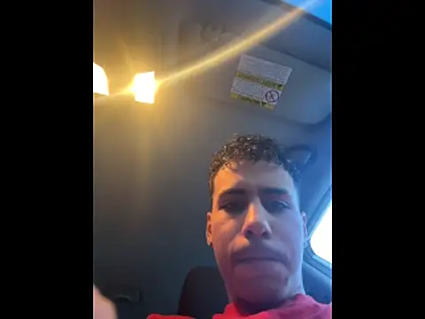 Snapshot of johnycash21 chatting on 02/12/26, 10:27 johnycash21 online show from 02/12/26, 10:27