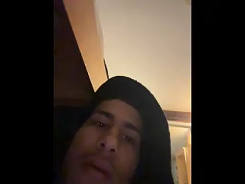 Snapshot of johnycash21 chatting on 03/02/26, 10:00 johnycash21 online show from 03/02/26, 10:00