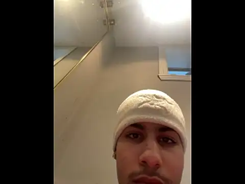 Snapshot of johnycash21 chatting on 03/10/26, 09:09 johnycash21 online show from 03/10/26, 09:09