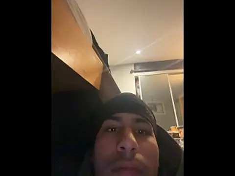 Snapshot of johnycash21 chatting on 03/13/26, 08:43 johnycash21 online show from 03/13/26, 08:43