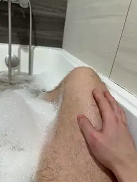 Snapshot of Mrbiceps23 chatting on 02/26/26, 04:17 Mrbiceps23 online show from 02/26/26, 04:17