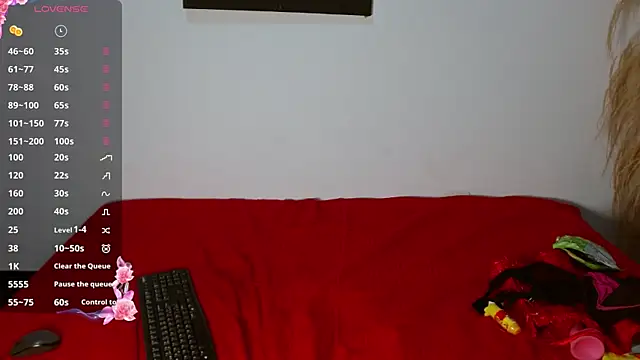 Snapshot of Hanna19_ chatting on 01/26/25, 01:52 Hanna19 online show from 01/26/25, 01:52