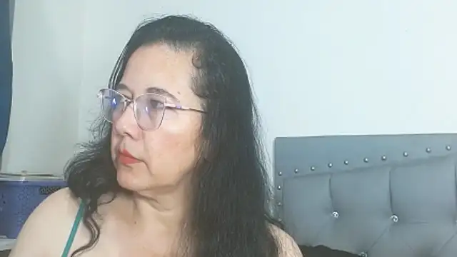 Snapshot of maturepriscila chatting on 05/23/26, 01:26 maturepriscila online show from 05/23/26, 01:26