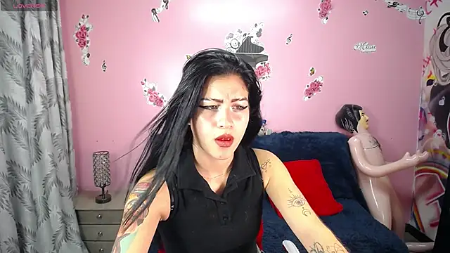 Kate Laurence  online show from 12/04/24, 03:59