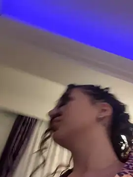 lissa yasemin online show from 02/14/25, 09:43