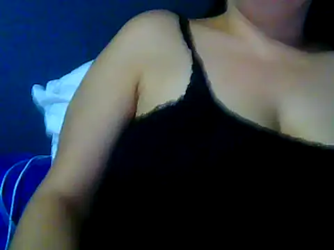 Snapshot of TatliSert chatting on 12/19/24, 01:39 TatliSert online show from 12/19/24, 01:39