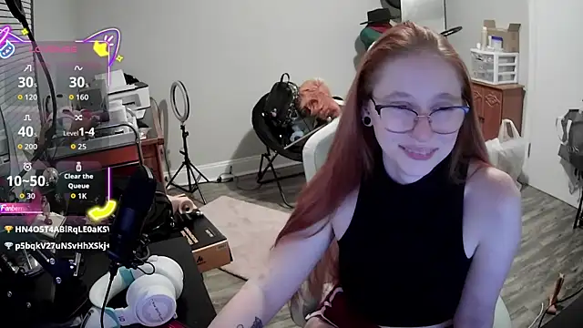 Snapshot of LilyFoxxx chatting on 10/06/25, 03:26 LilyFoxxx online show from 10/06/25, 03:26