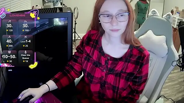 Snapshot of LilyFoxxx chatting on 10/08/25, 03:26 LilyFoxxx online show from 10/08/25, 03:26