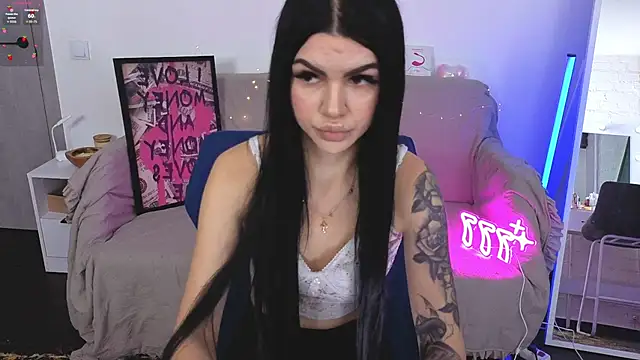 Tiffany lab online show from 10/14/25, 07:53