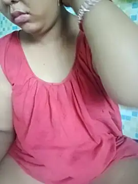 Snapshot of Super-Couple chatting on 06/30/26, 04:13 Super-Couple online show from 06/30/26, 04:13