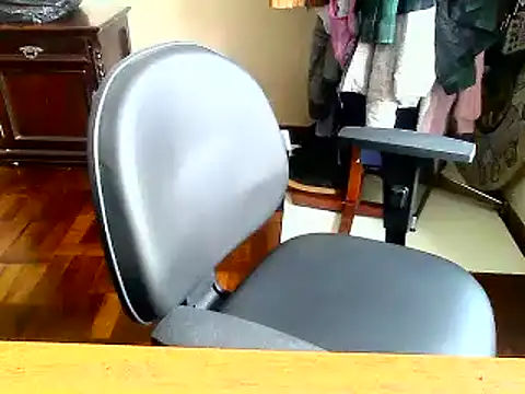 Snapshot of escritorasafada chatting on 02/19/25, 04:22 escritorasafada online show from 02/19/25, 04:22