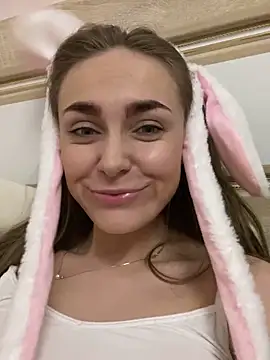 Snapshot of Burning_girlss chatting on 12/24/24, 01:27 Burning girlss online show from 12/24/24, 01:27