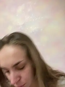 Snapshot of Burning_girlss chatting on 01/16/25, 10:44 Burning girlss online show from 01/16/25, 10:44