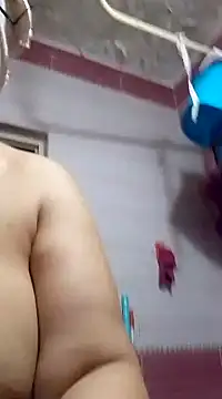 Snapshot of Osha10 chatting on 12/17/24, 05:04 Osha10 online show from 12/17/24, 05:04