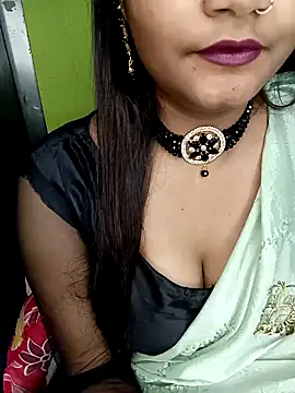 Snapshot of NOTY-LOVE-05 chatting on 01/24/25, 03:24 NOTY-LOVE-05 online show from 01/24/25, 03:24