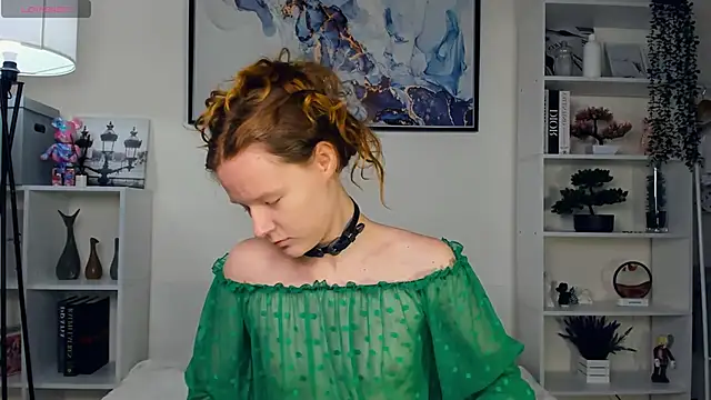 ZaraBluitt online show from 02/18/25, 07:43