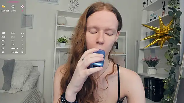 ZaraBluitt online show from 06/14/26, 08:49