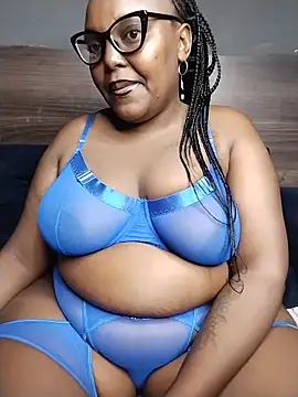 CHERRYYUMMY online show from 04/25/26, 12:35