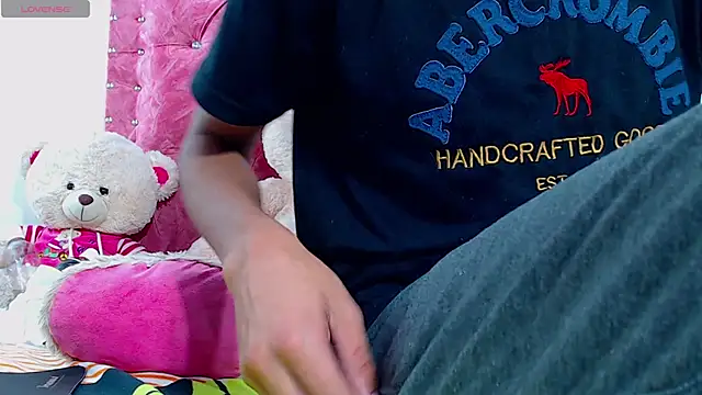 Snapshot of BIG_cockpether chatting on 01/14/25, 07:11 BIG cockpether online show from 01/14/25, 07:11