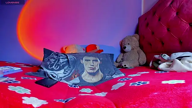 Snapshot of BIG_cockpether chatting on 09/21/25, 11:17 BIG cockpether online show from 09/21/25, 11:17