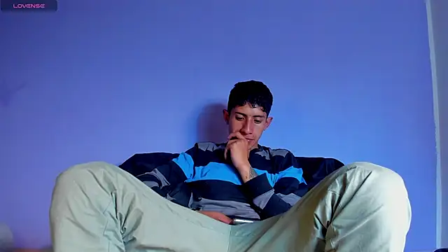 Snapshot of BIG_cockpether chatting on 12/16/25, 11:04 BIG cockpether online show from 12/16/25, 11:04