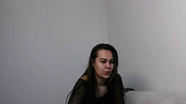 Snapshot of Antonia_1313 chatting on 02/16/25, 05:15 Antonia 1313 online show from 02/16/25, 05:15