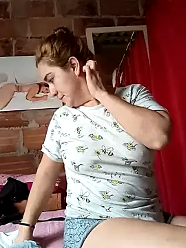 alexax0 online show from 02/04/25, 04:39