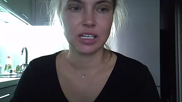 Lucky Anna online show from 09/27/25, 06:07